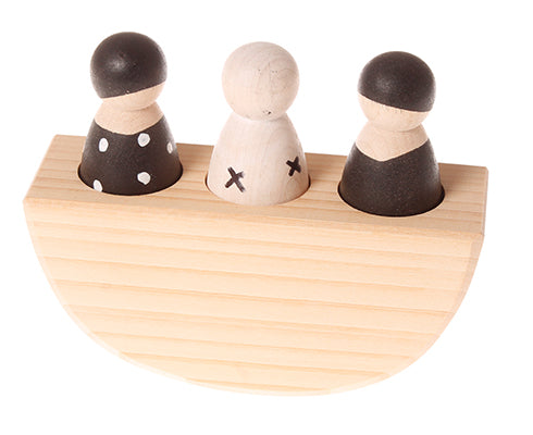 3 amis noirs et blancs dans un bateau GRIMM's