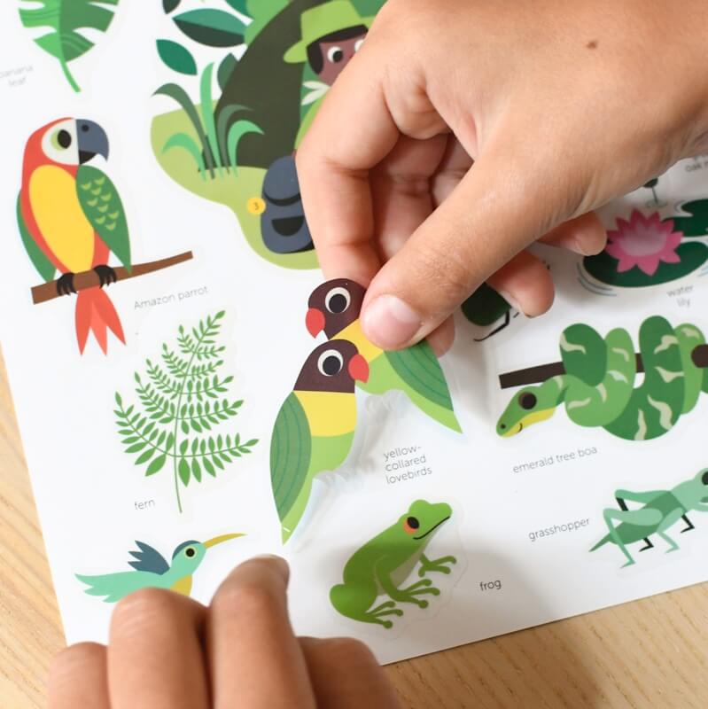Poppik Mini Poster La jungle + 22 autocollants repositionnables 3-8 ans