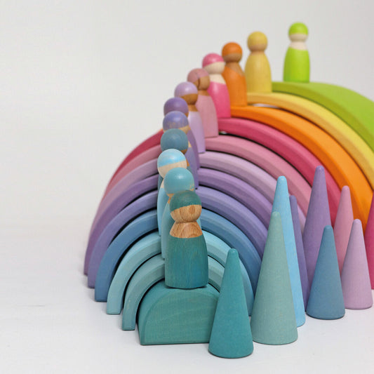 12 amis en bois couleurs Pastel GRIMMS
