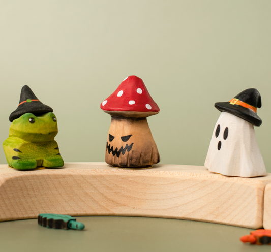 BumbuToys Figurine en bois pour couronne de célébration Champignon Enchanté