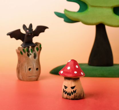 BumbuToys Figurine en bois pour couronne de célébration Champignon Enchanté