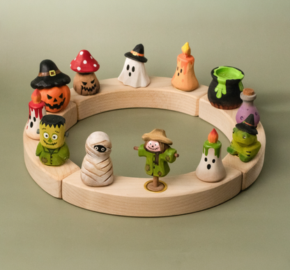 BumbuToys Figurine en bois pour couronne de célébration Epouvantail
