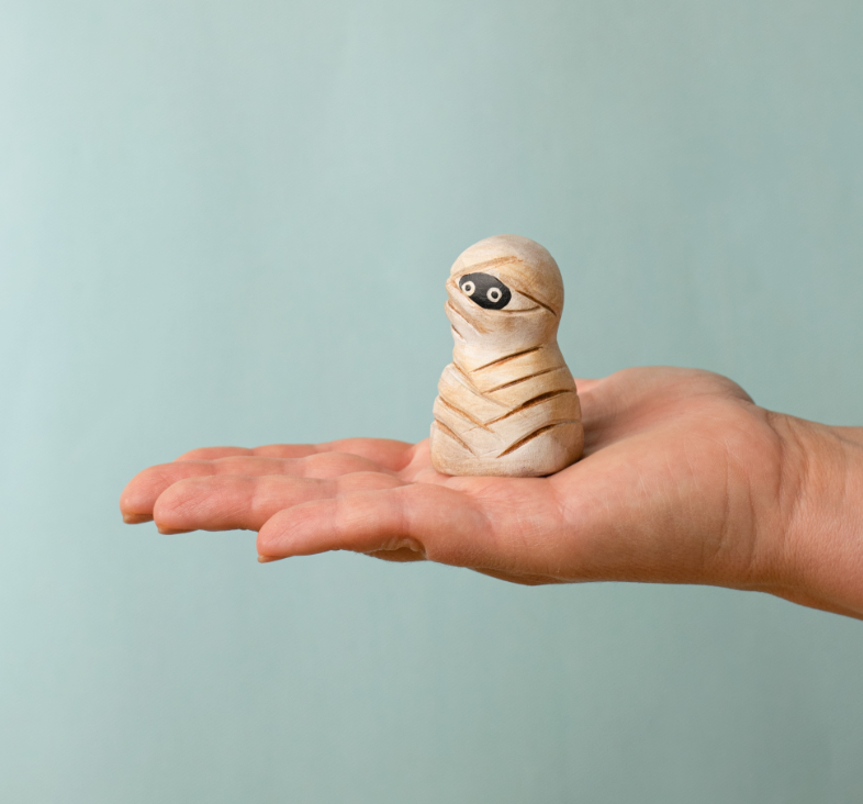 BumbuToys Figurine en bois pour couronne de célébration Momie Enchantée
