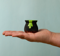 BumbuToys Figurine en bois pour couronne de célébration Chaudron magique