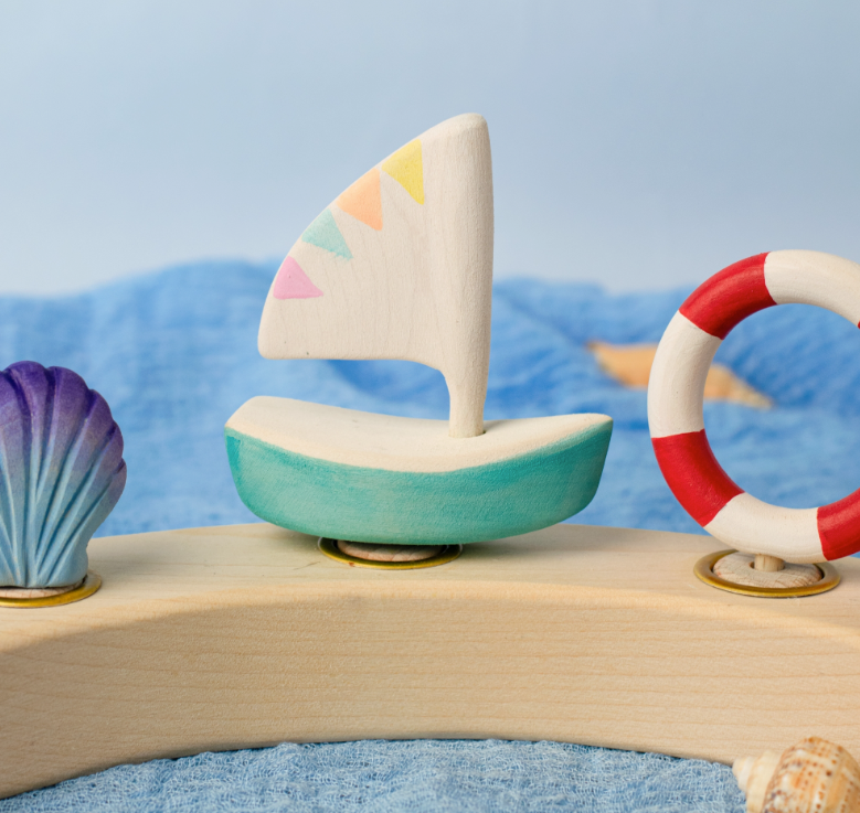 BumbuToys Figurine en bois pour couronne de célébration Voilier