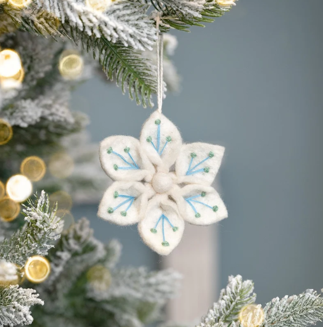 Suspension de Noël en feutrine de laine WinterWonderland Fleur de glace Blanc