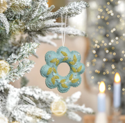 Suspension de Noël en feutrine de laine Winterwonderland Couronne Bleu glace