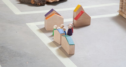 6 Maisons et 6 Nins en bois Grapat