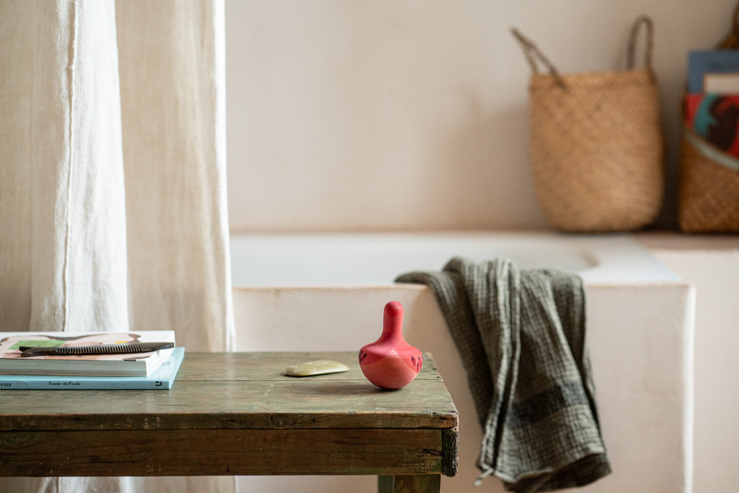 Chill pink bird Culbutos en bois Grapat
