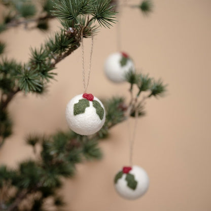 Boule de Noël en feutrine de laine Holly Berry Houx - Small