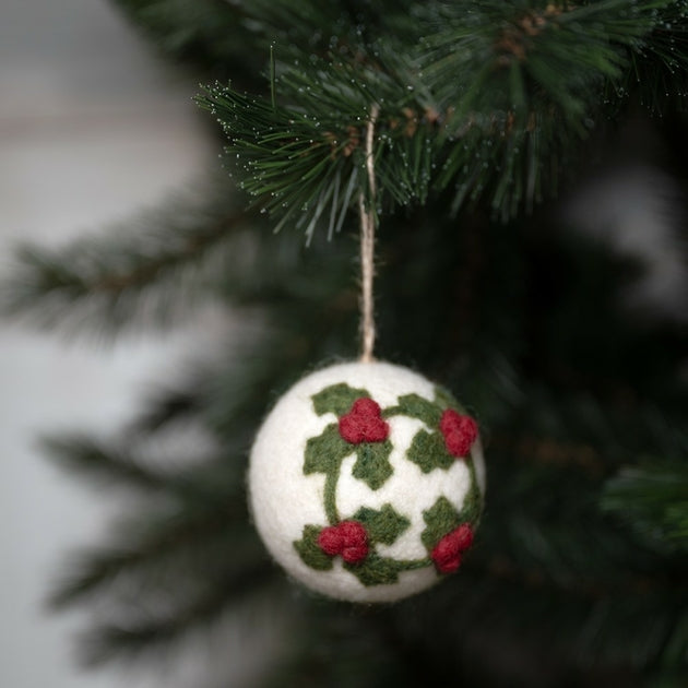 Boule de Noël en feutrine de laine Holly Berry Large