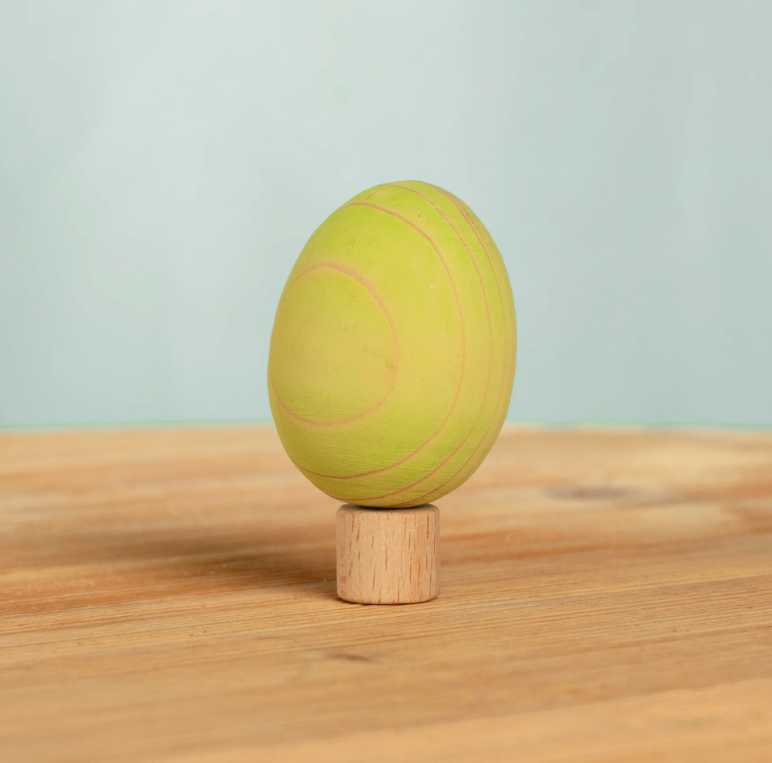 BumbuToys Figurine en bois pour couronne de célébration - Oeuf Vert