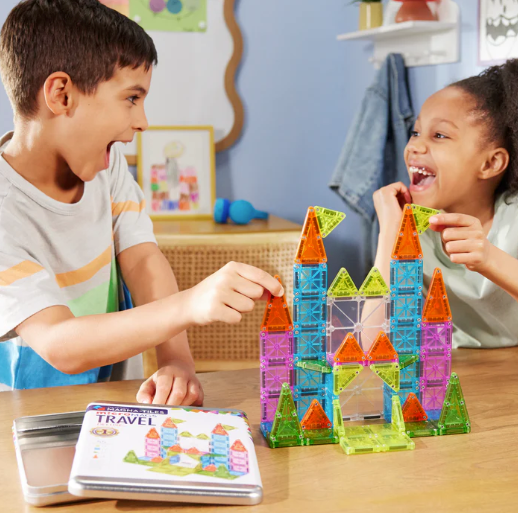 Magna-Tiles Jeu magnétique Set de voyage Deluxe - 55 pièces