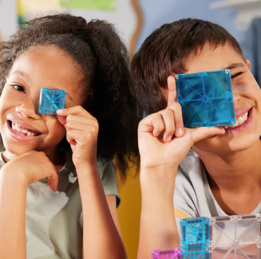 Magna-Tiles Jeu magnétique Set de voyage Deluxe - 55 pièces