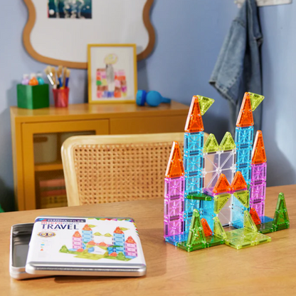 Magna-Tiles Jeu magnétique Set de voyage Deluxe - 55 pièces