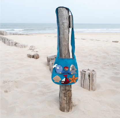 Sjaal met Verhaal Sac en feutrine de laine avec marionnettes à doigts – Dans la Mer