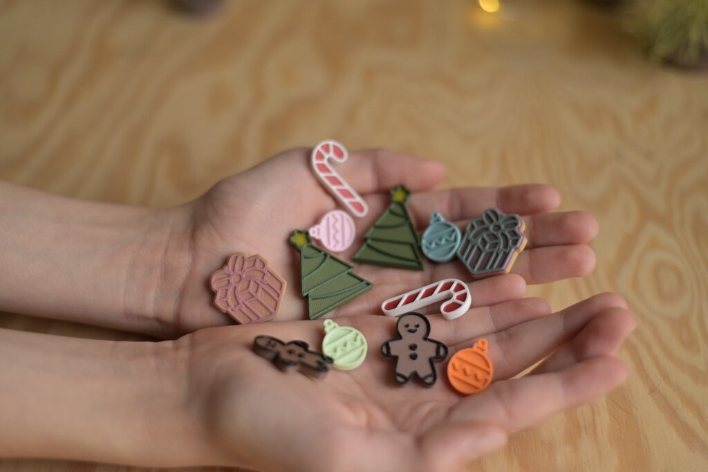 Kiddi Magic Mini's Loose parts jeu sensoriel Noël -Lot de 12