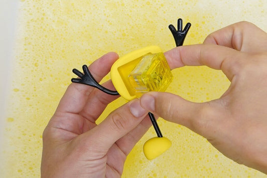 Glo Pals Personnage Alex Jaune + 2 cubes lumineux