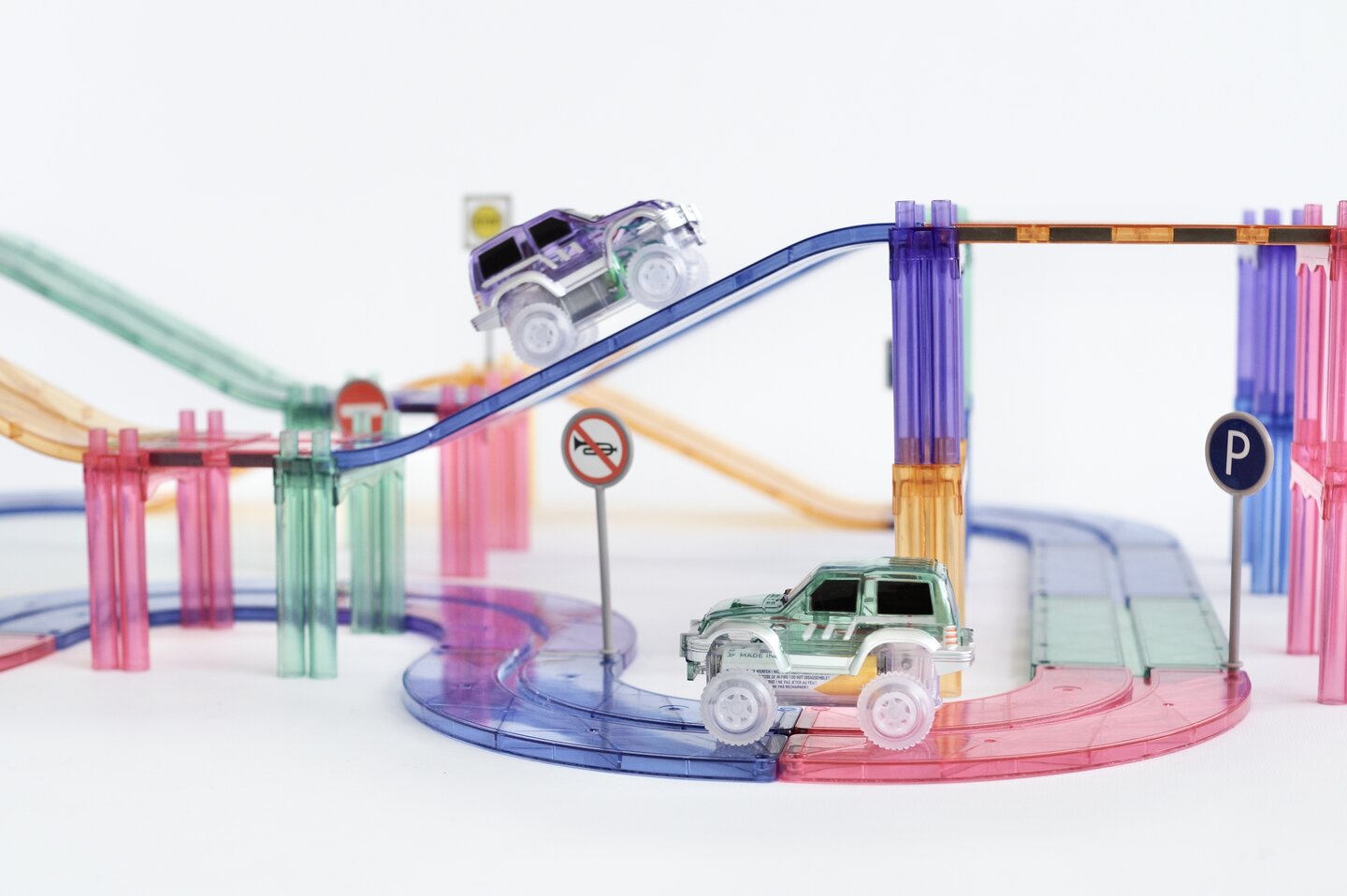 Cleverclixx Circuit de voitures Pastel 78 pièces et 2 voitures - Jeu magnétique
