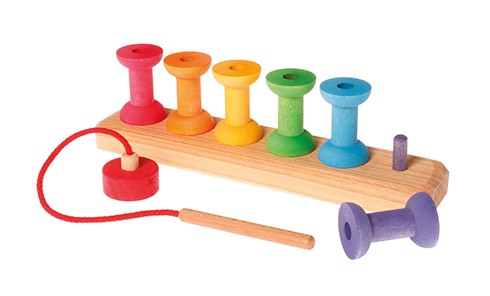 Jeu de bobines en bois à enfiler GRIMM's