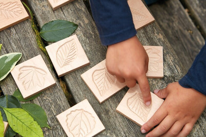 Jeu de feuilles en bois Mémory et Tampons - Yellow Door
