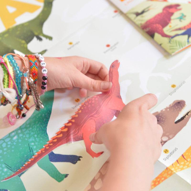 Poster géant + 32 stickers Dinosaures Poppik