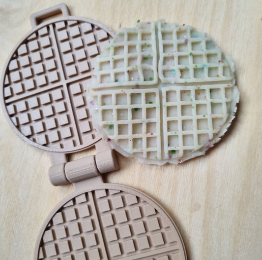 Kiddi Moule pour sable magique et pâte à modeler - Faire une gaufre