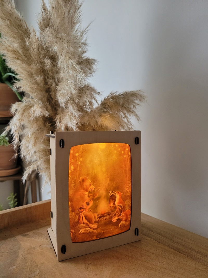 Lampe en bois pour Carte Postale