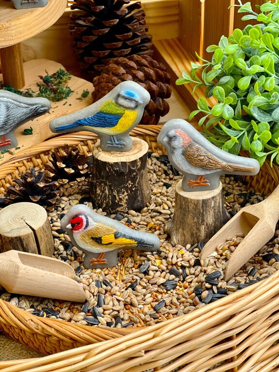 Oiseaux Pierres sensorielles Lot de 8 Yellow Door