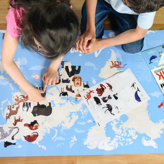 Poster géant + 67 stickers Animaux du monde Poppik