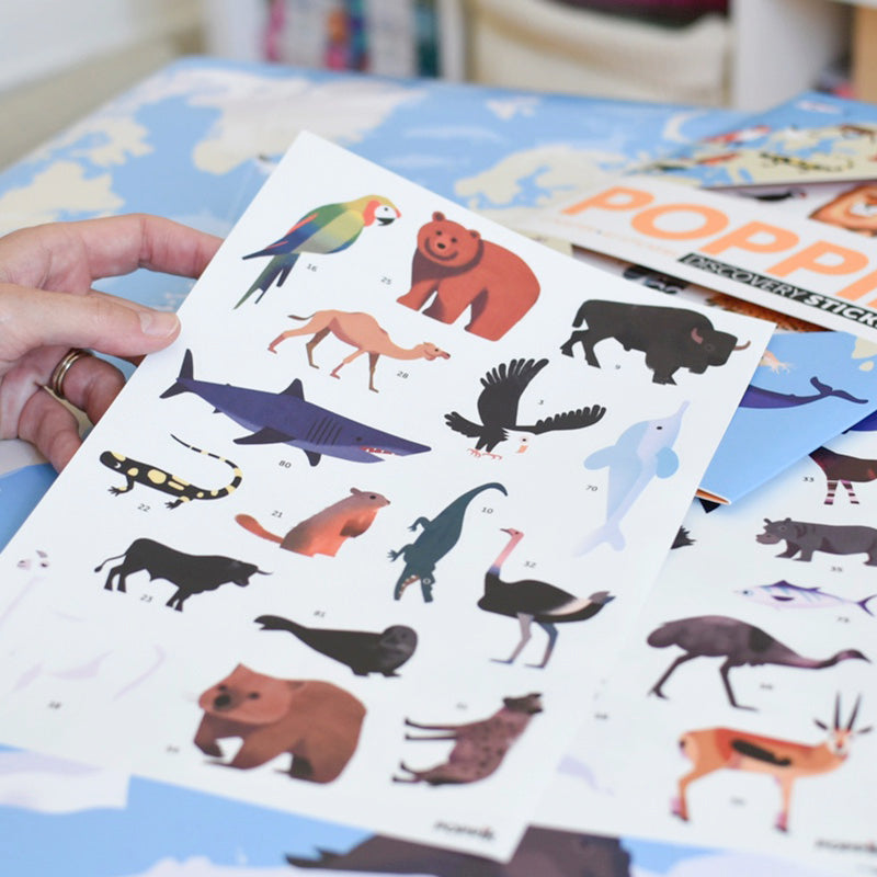 Poster géant + 67 stickers Animaux du monde Poppik
