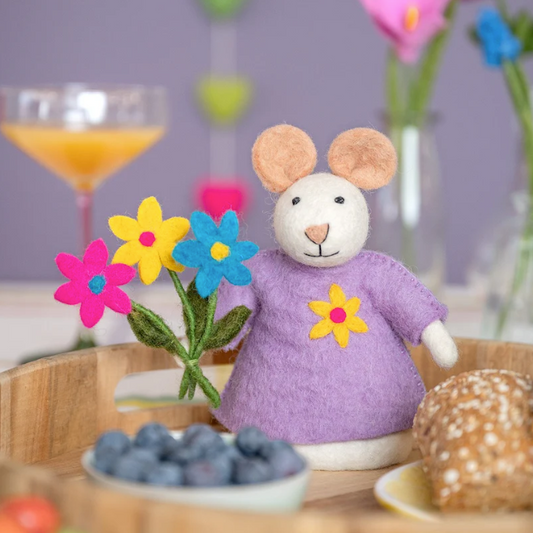 Souris de décoration avec Fleurs en feutrine de laine - Sjaal met Verhaal