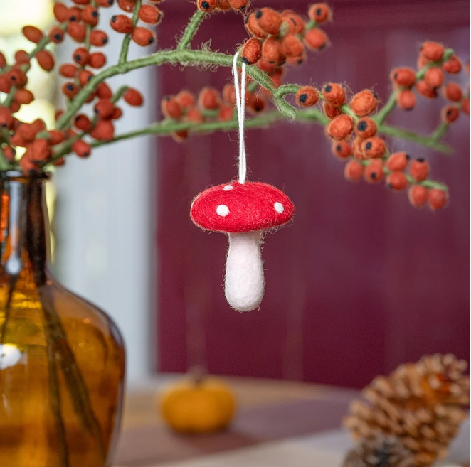 Suspension en feutrine de laine Champignon Rouge