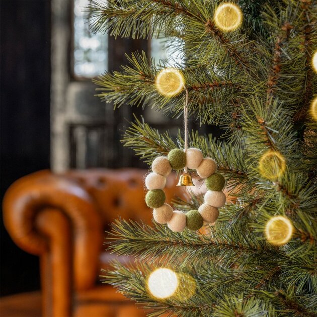 Suspension de Noël en feutrine de laine Couronne avec clochette