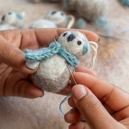 Suspension de Noël en feutrine de laine Penguin Bleu glace